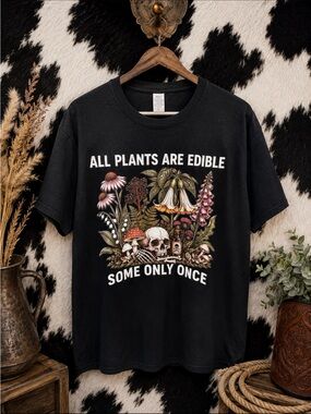 All Plants Are Edible Graphic Tee - Black